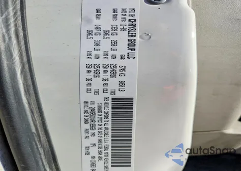 2010 Chrysler Town & Country Touring from USA, damaged, VIN 2A4RR5D1XAR189660